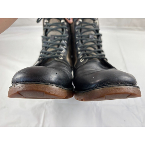 UGG Australia 3268 Montgomery Combat Military Style Boots size 9.5 - Picture 5 of 10